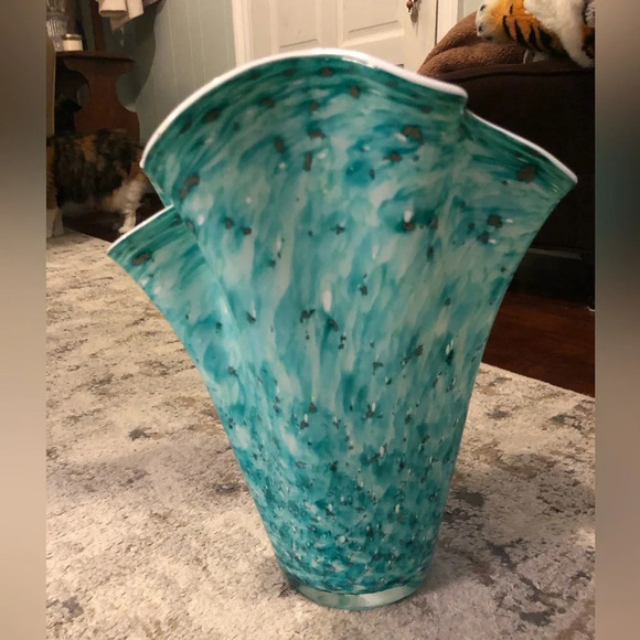 Murano Style Handblown Handkerchief Glass Vase - Picture 6 of 8